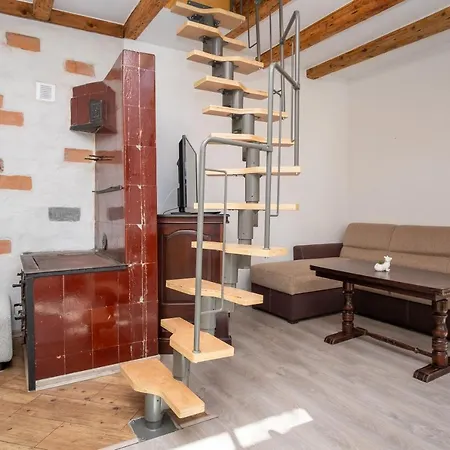 Contact Free With Free Parking Apartment
