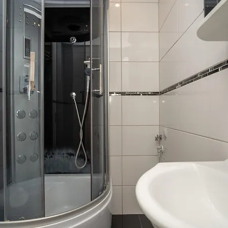 Apartment Contact Free With Free Parking