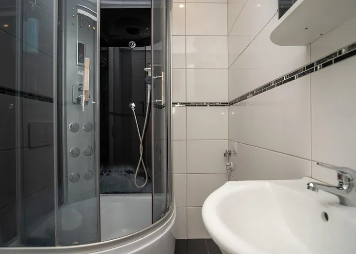 Apartament Contact Free With Free Parking